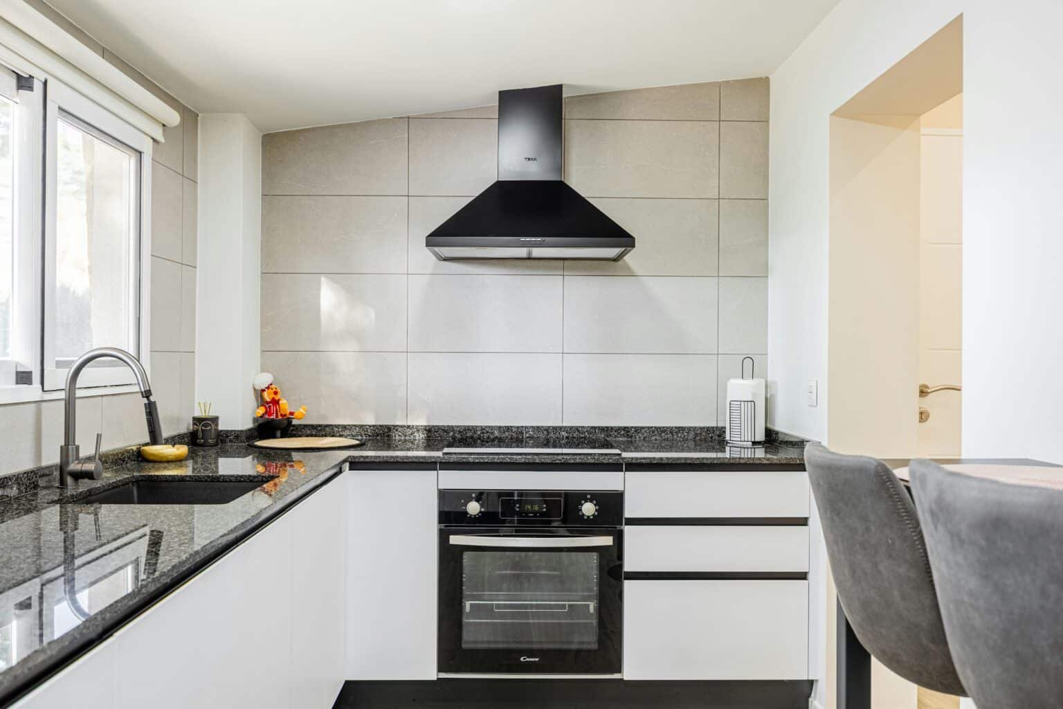 Apartment kitchen, cleaned and ready to be used